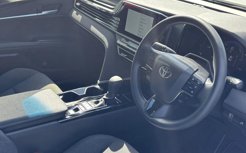2025 Toyota Camry Hybrid Ascent