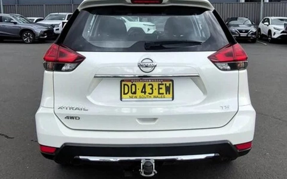 2017 Nissan X-TRAIL TS