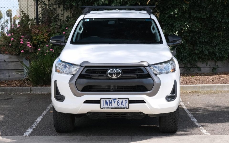 2022 Toyota Hilux SR