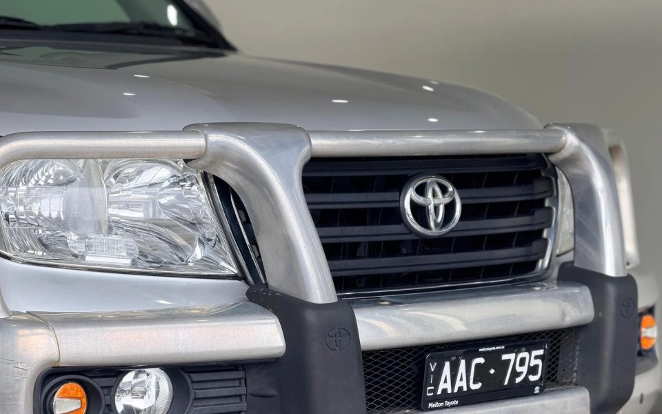 2013 Toyota Landcruiser SE