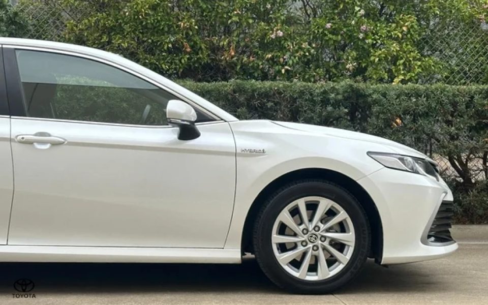 2022 Toyota Camry Ascent