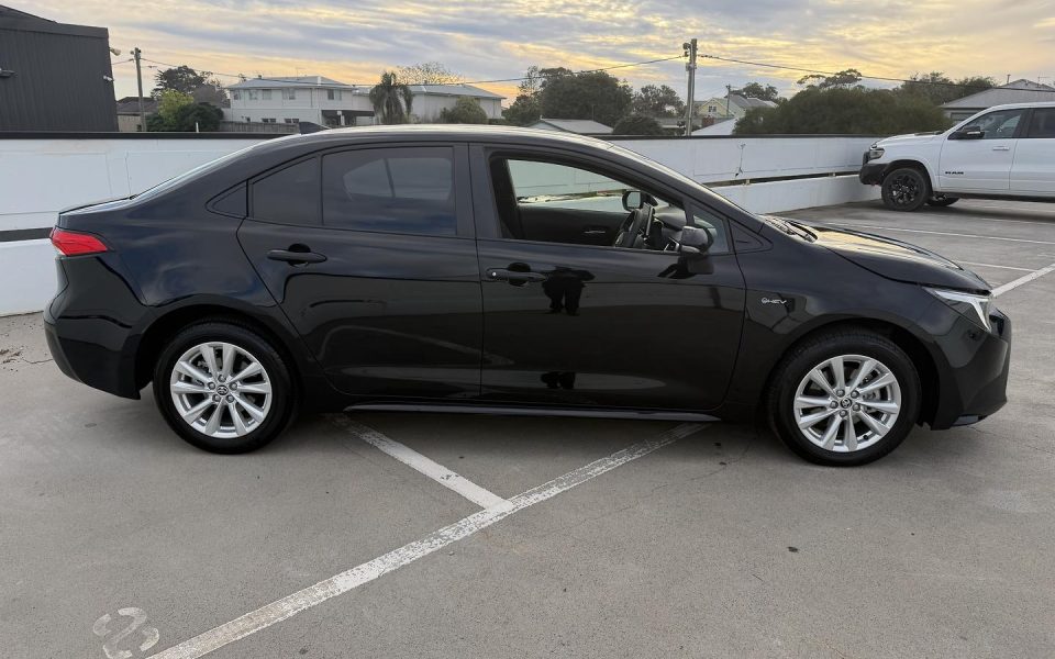 2025 Toyota Corolla SX