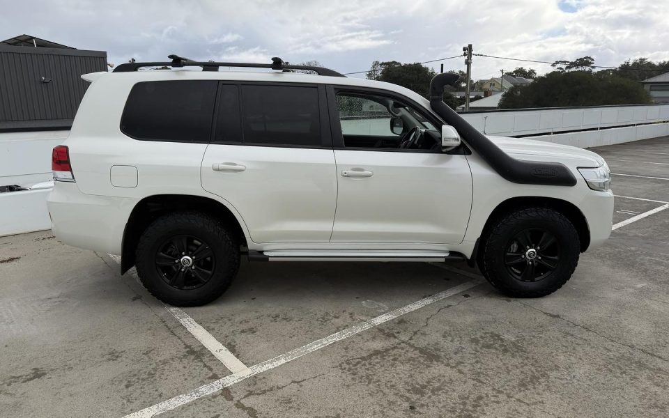2020 Toyota Landcruiser GXL