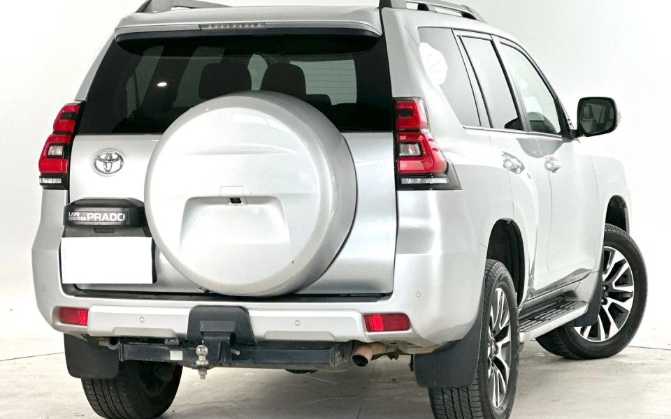 2021 Toyota Landcruiser Prado VX
