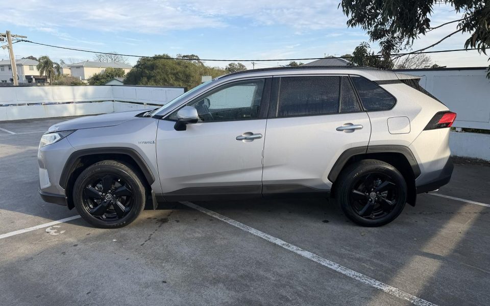 2021 Toyota Rav4 Hybrid Cruiser-AWD