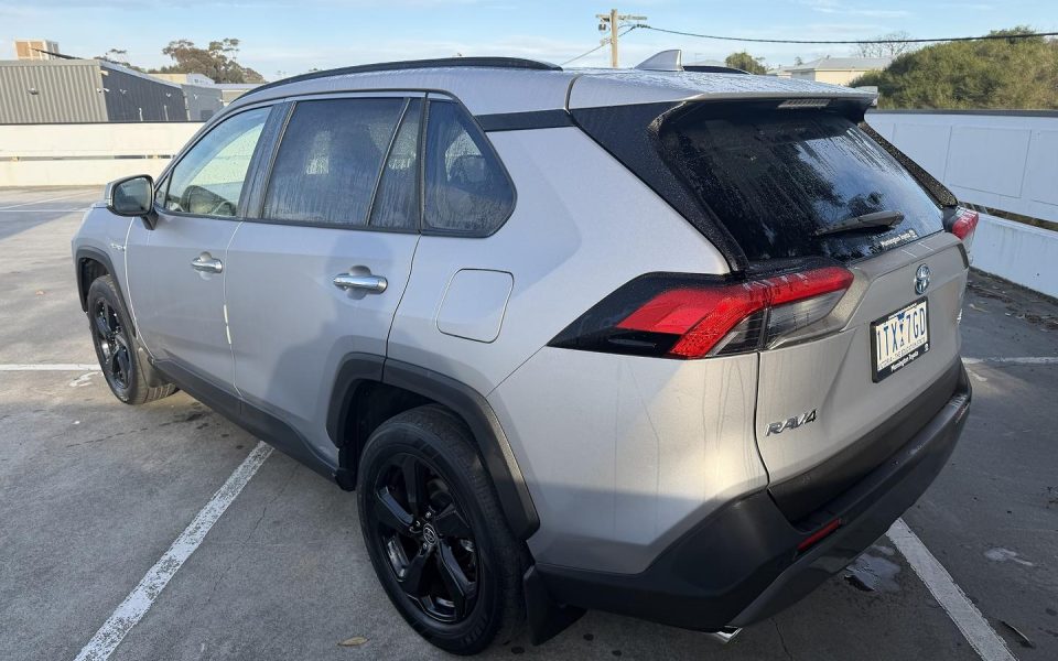 2021 Toyota Rav4 Hybrid Cruiser-AWD