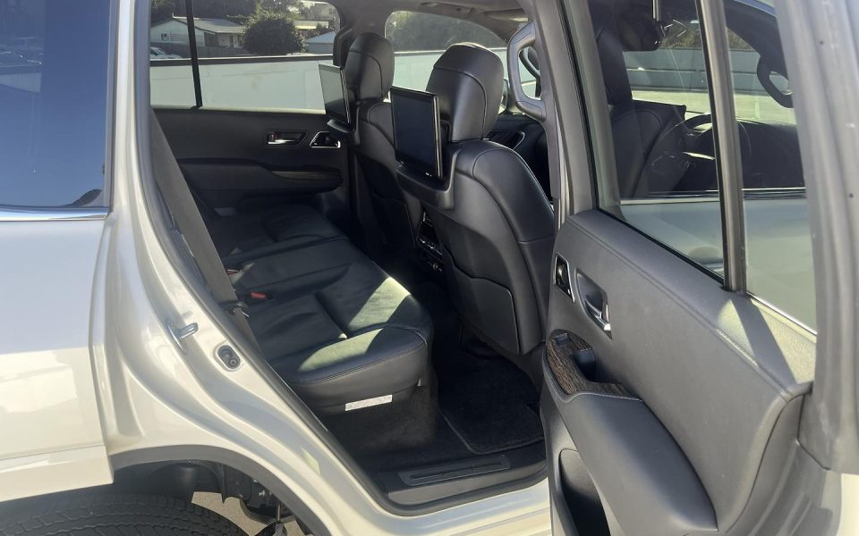 2023 Toyota Landcruiser Sahara