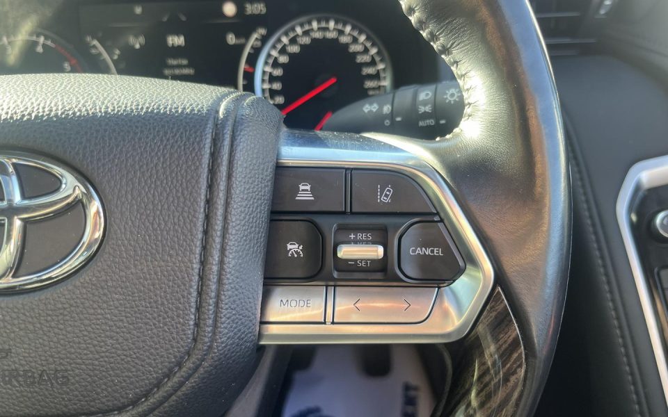 2023 Toyota Landcruiser Sahara