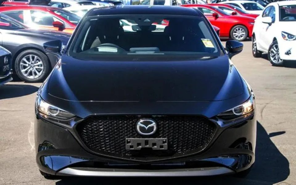 2026 Mazda 3 BP2H7A G20 SKYACTIV-Drive Evolve Jet Black 6 Speed Sports Automatic Hatchback