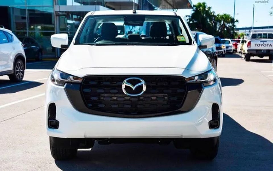 2025 Mazda BT-50 TFR41J XS 4x2 Ice White 8 Speed Sports Automatic Utility