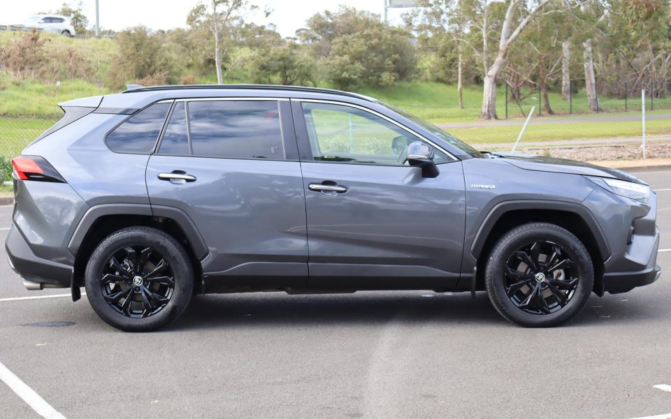 2024 Toyota RAV4 Hybrid Cruiser 2WD