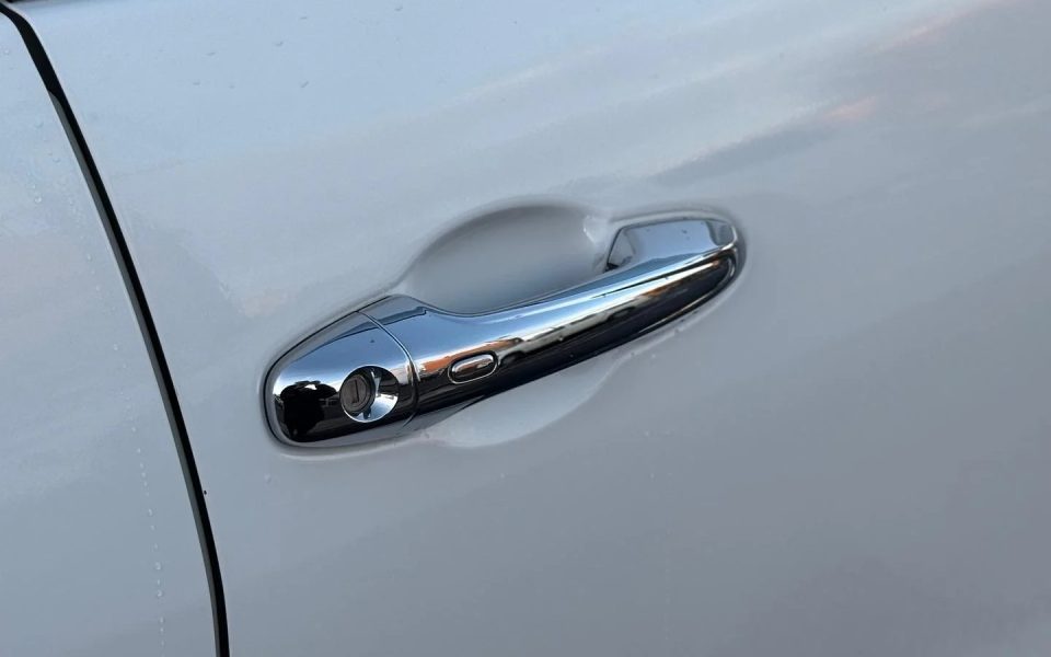 2023 Toyota Hilux SR5
