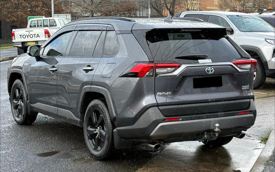 2020 Toyota RAV4 HYBRID Cruiser-AWD