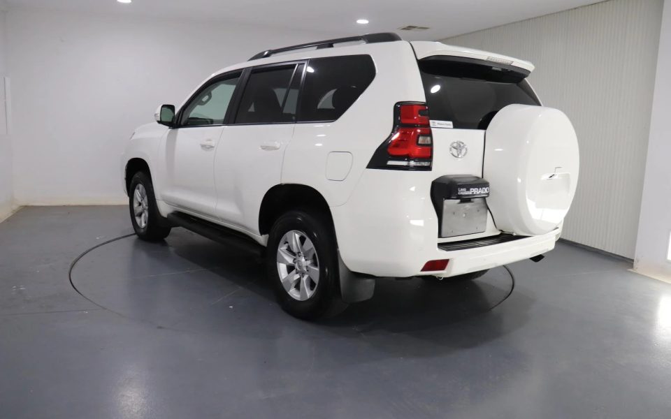 2023 Toyota Landcruiser Prado GXL
