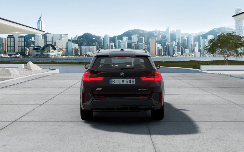 2026 BMW X1 xDrive25e