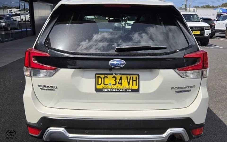 2022 Subaru Forester Hybrid L
