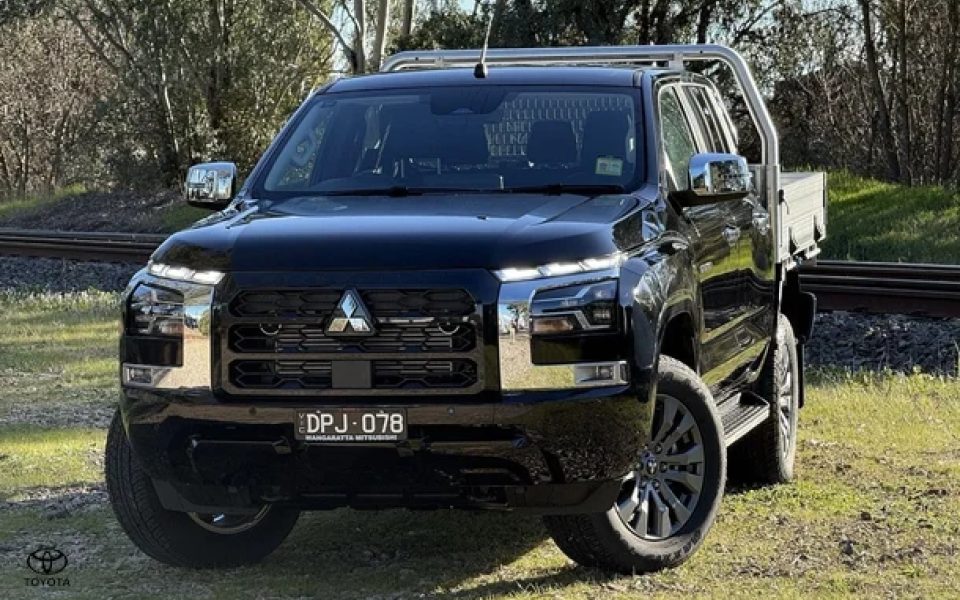 2025 Mitsubishi Triton GLS