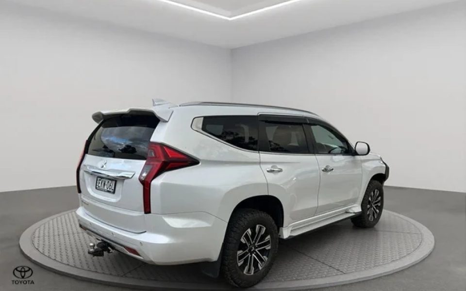 2020 Mitsubishi Pajero Sport Exceed