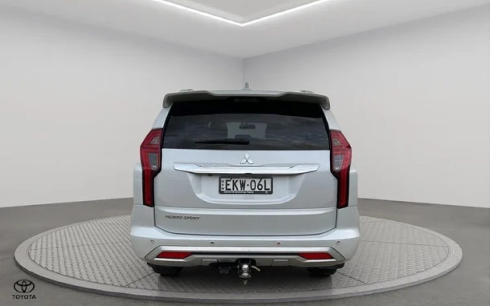 2020 Mitsubishi Pajero Sport Exceed