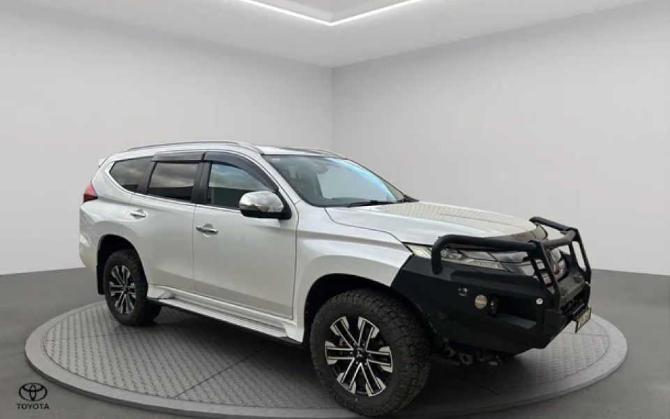 2020 Mitsubishi Pajero Sport Exceed