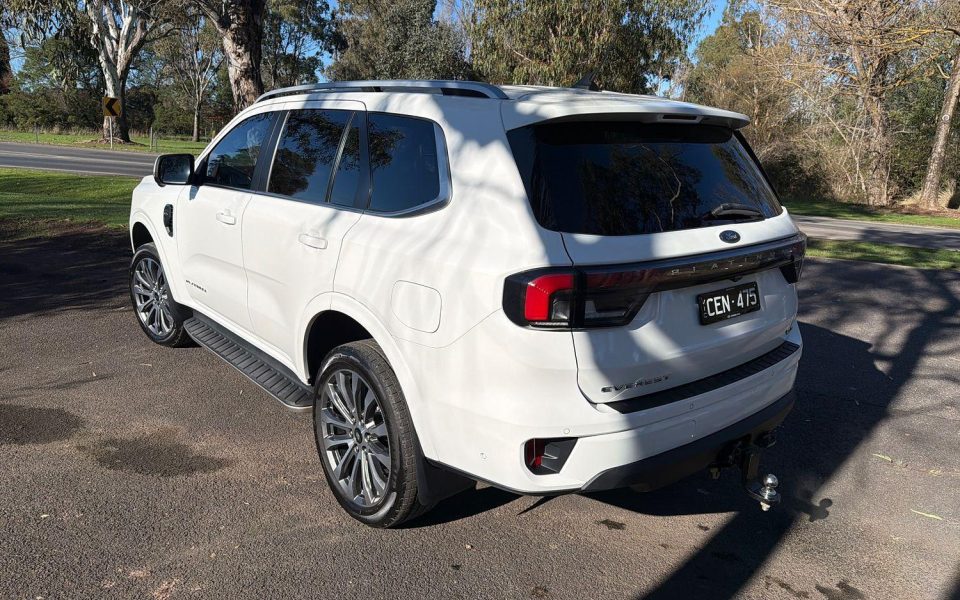 2022 Ford Everest Platinum