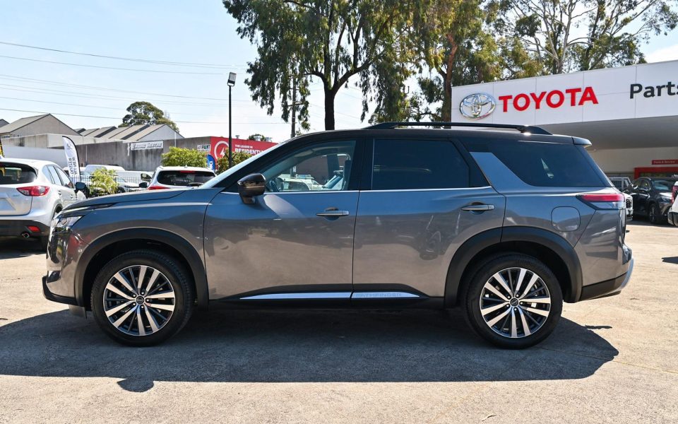 2023 Nissan Pathfinder Ti-L