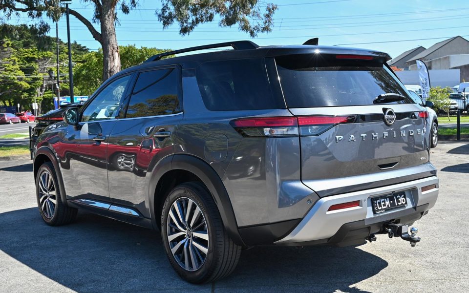 2023 Nissan Pathfinder Ti-L