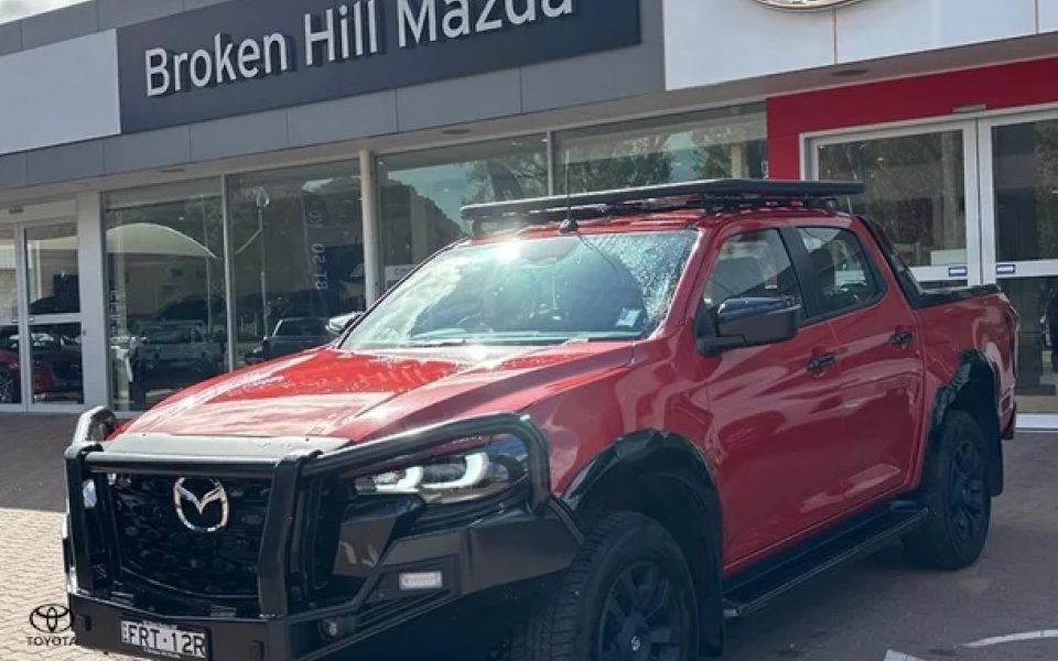 2025 Mazda BT-50 SP