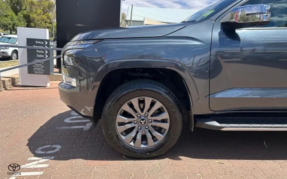 2024 Mitsubishi Triton GLS