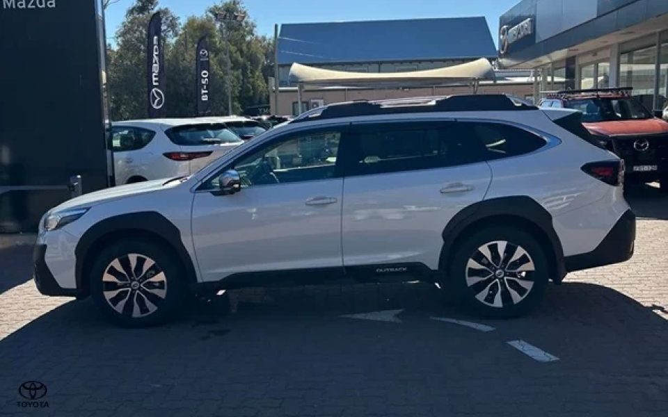 2023 Subaru Outback AWD Touring
