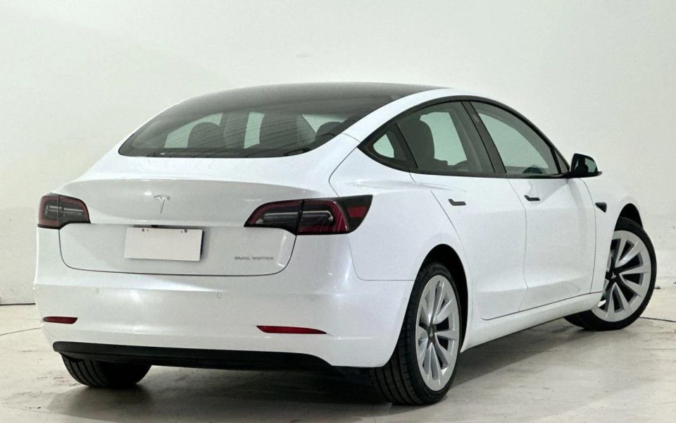 2022 Tesla Model 3 Long Range
