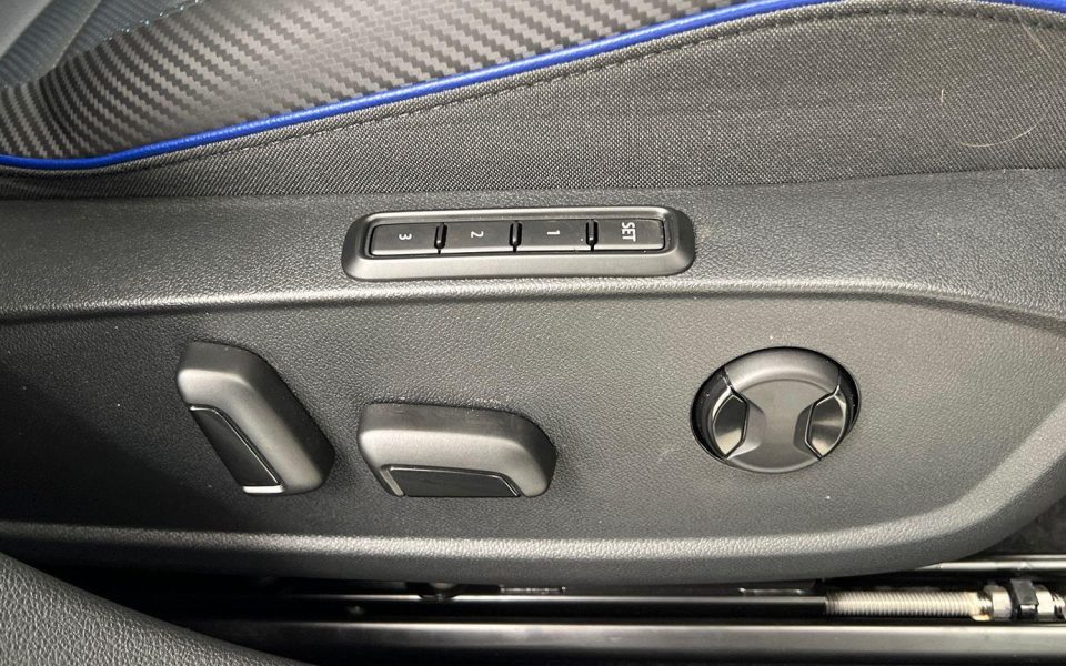 2024 VOLKSWAGEN GOLF R