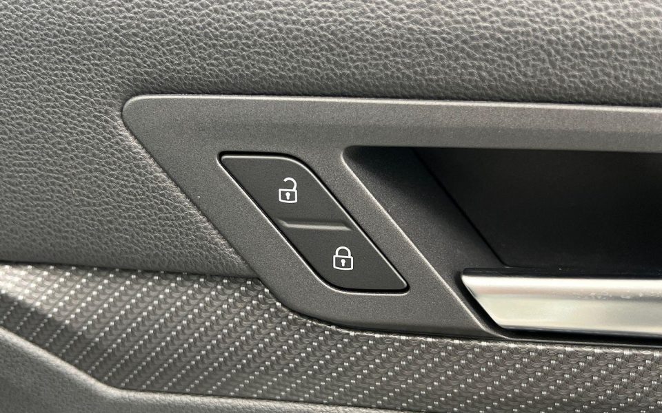 2024 VOLKSWAGEN GOLF R