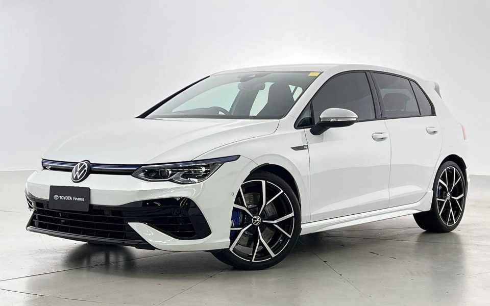 2024 VOLKSWAGEN GOLF R