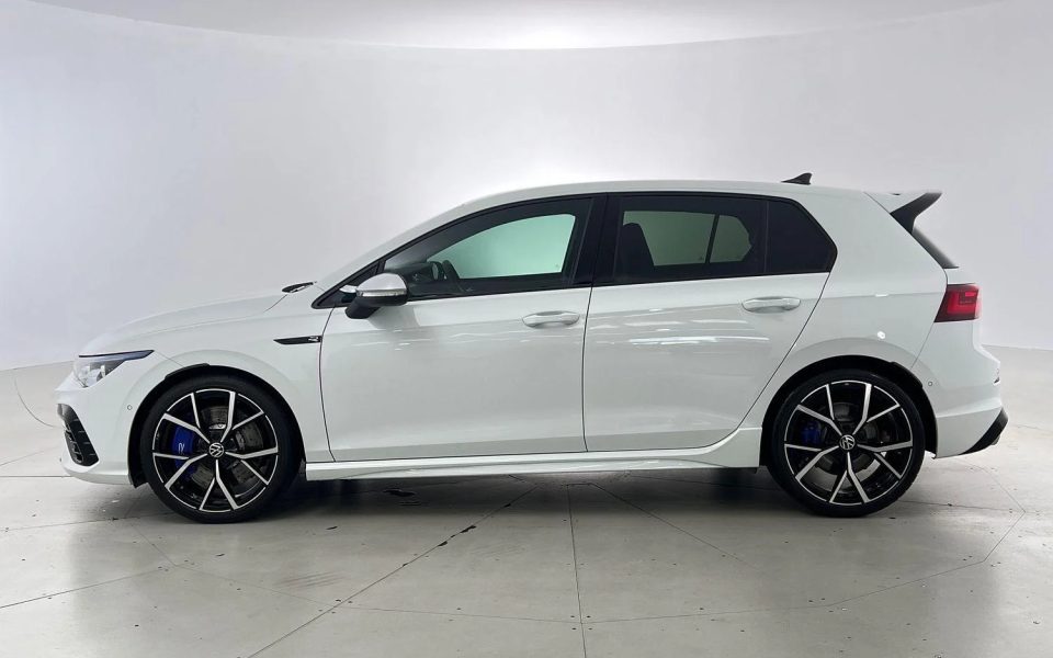 2024 VOLKSWAGEN GOLF R