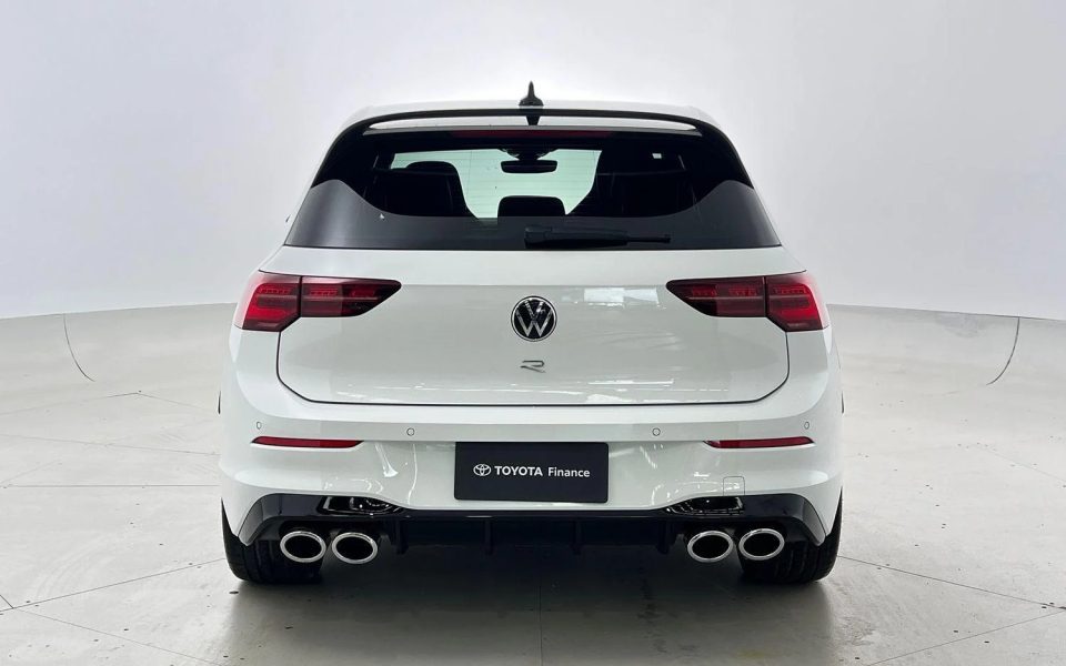 2024 VOLKSWAGEN GOLF R