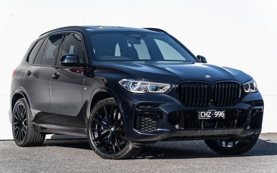 2022 BMW X5 M50i
