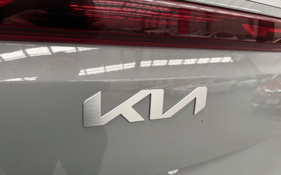 2024 Kia Carnival S