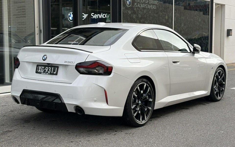 2026 BMW 230i M Sport
