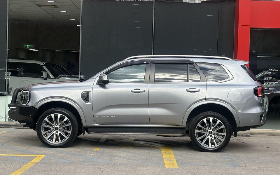 2024 Ford Everest Platinum