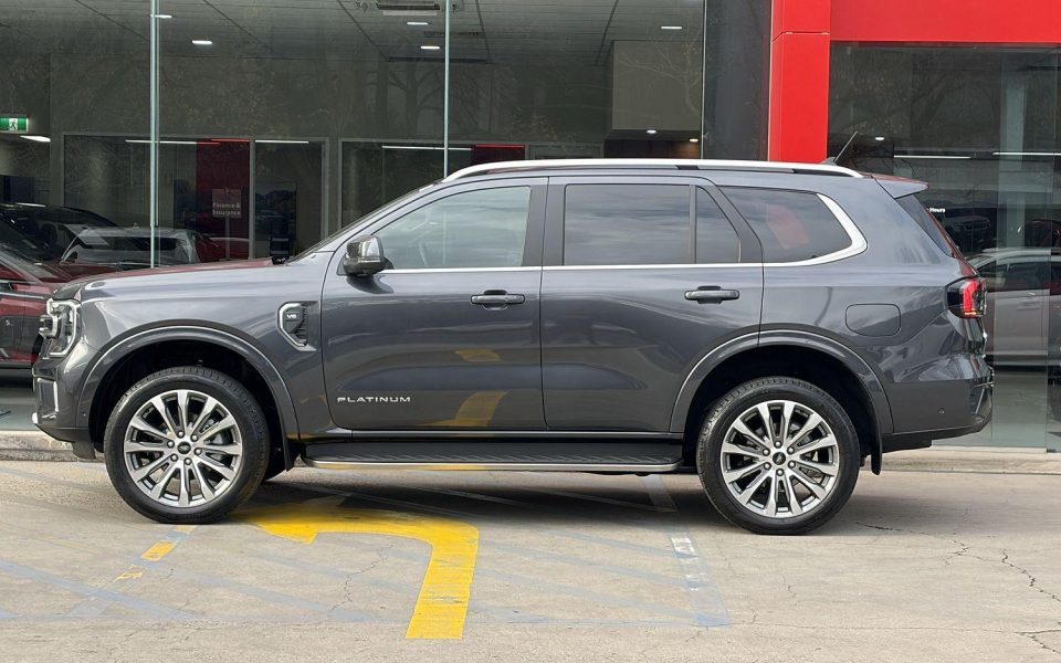 2024 Ford Everest Platinum