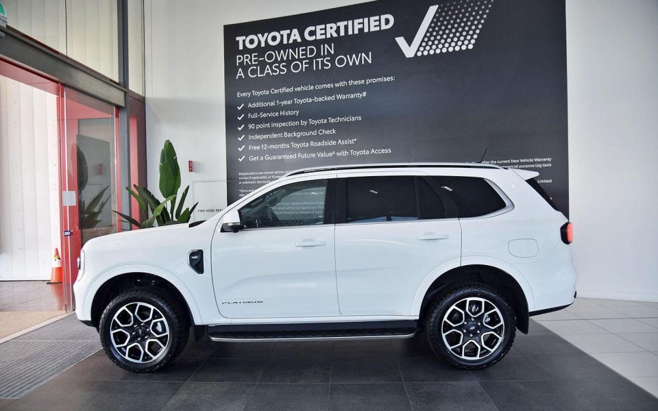 2024 Ford Everest Platinum