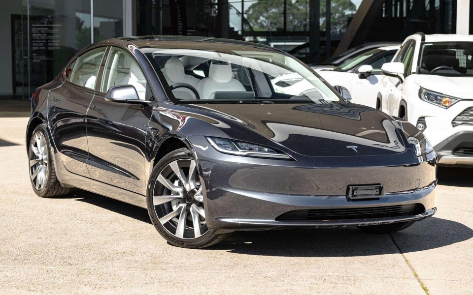 2023 Tesla Model 3 Rear-Wheel Drive