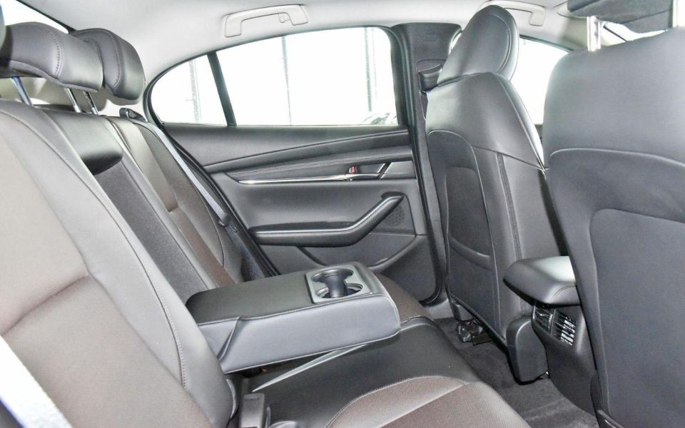 2025 Mazda 3 G25 Astina