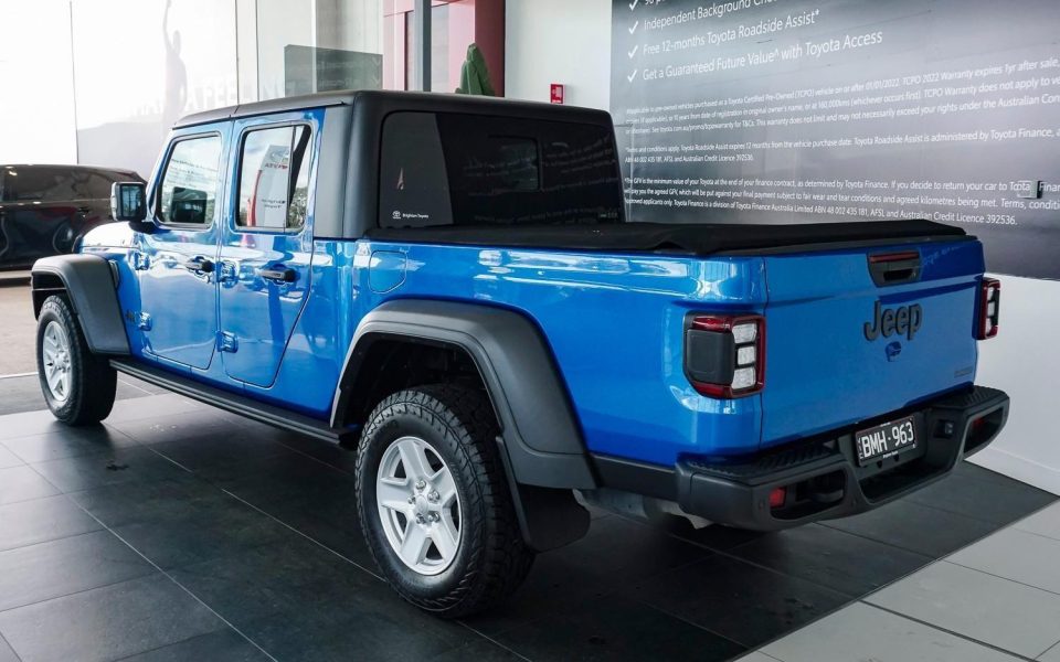 2020 JEEP GLADIATOR Sport S