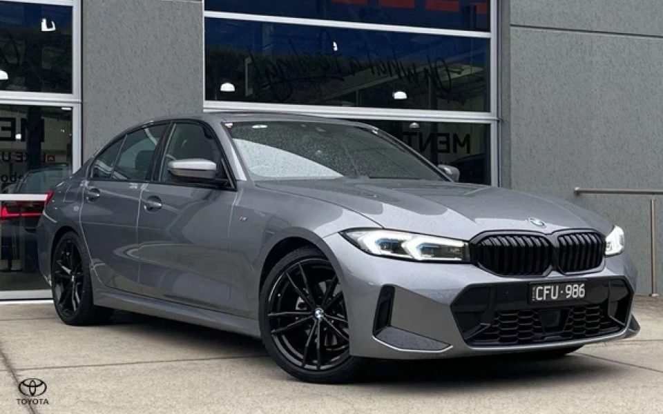 2023 BMW 3 Series 320i M Sport