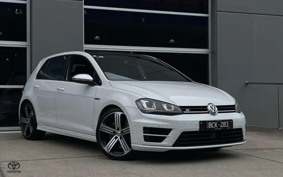 2016 Volkswagen Golf R