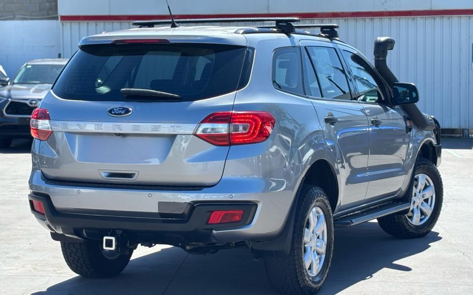 2016 Ford Everest Ambiente