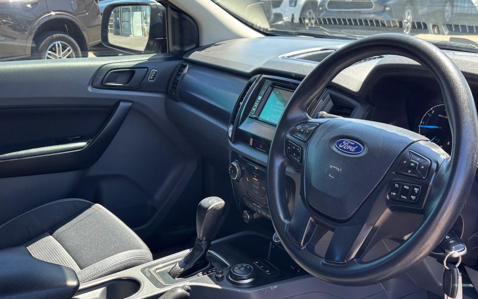 2016 Ford Everest Ambiente