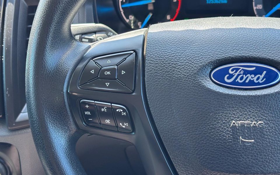 2016 Ford Everest Ambiente